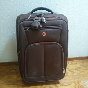 Swiss Gear Softside Expandable Carry On Roller Luggage Brown